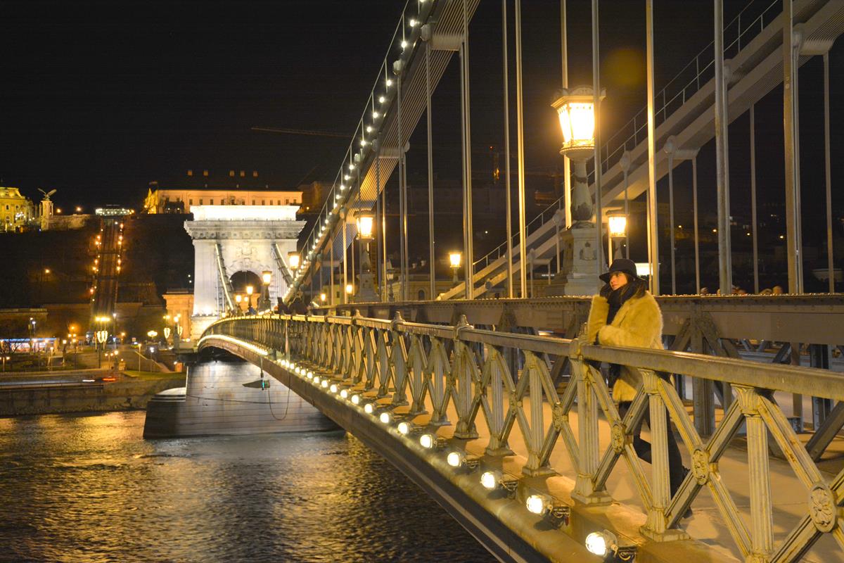 que-ver-budapest-puente cadenas