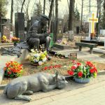 Sepultura de Yuri Nikulin en el Cementerio Novodevichy. Moscú 2015.